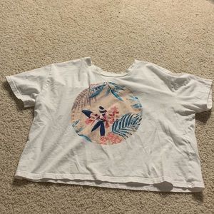 White crop top that changes color in the sun!